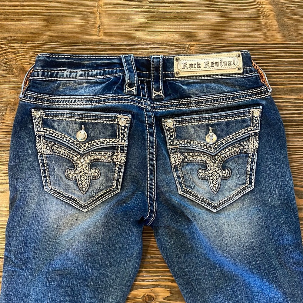 27x29 Rock Revival Women’s Glorea Skinny Jean